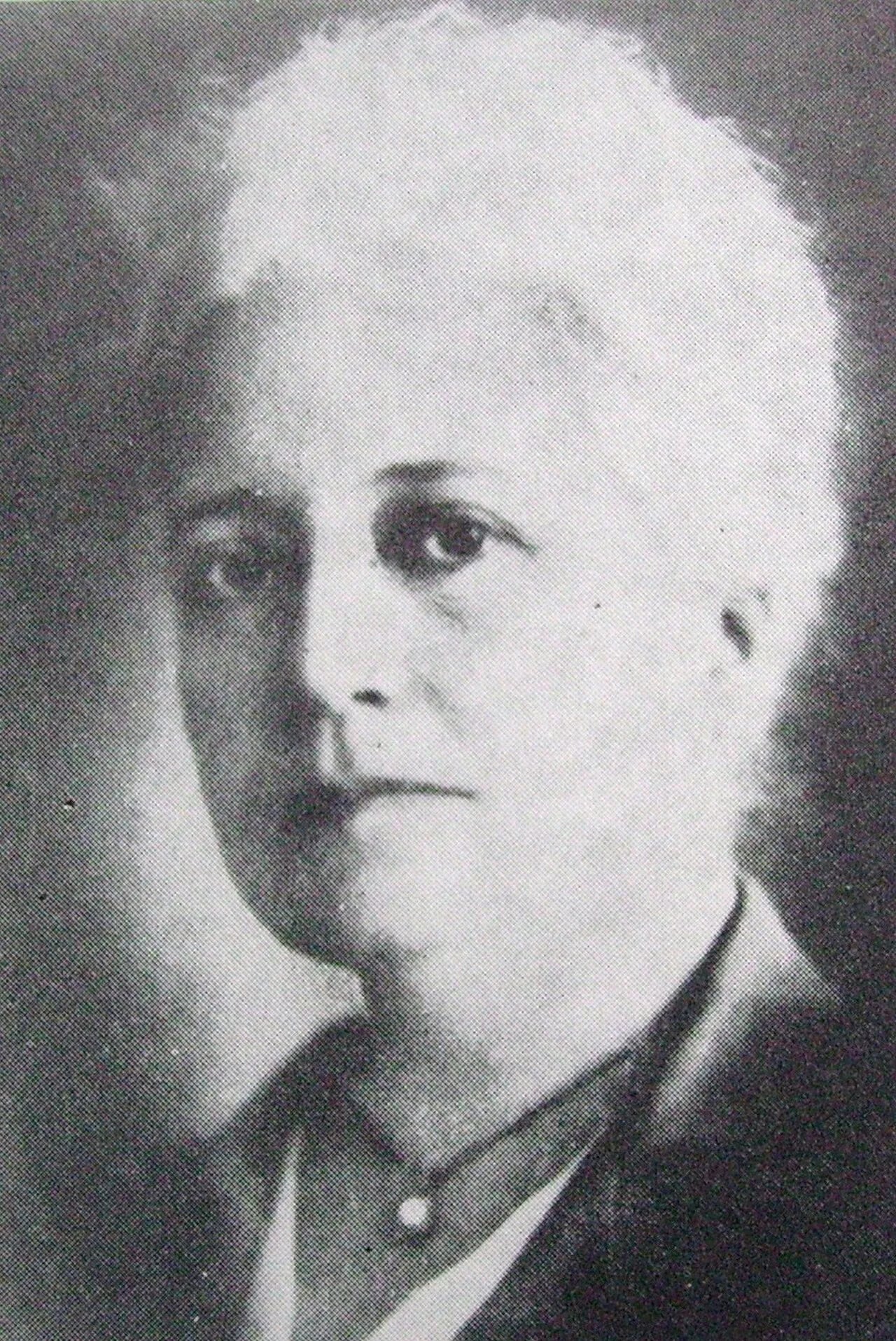 Portrait of Eva Fröberg (1871–1957) – memorial page