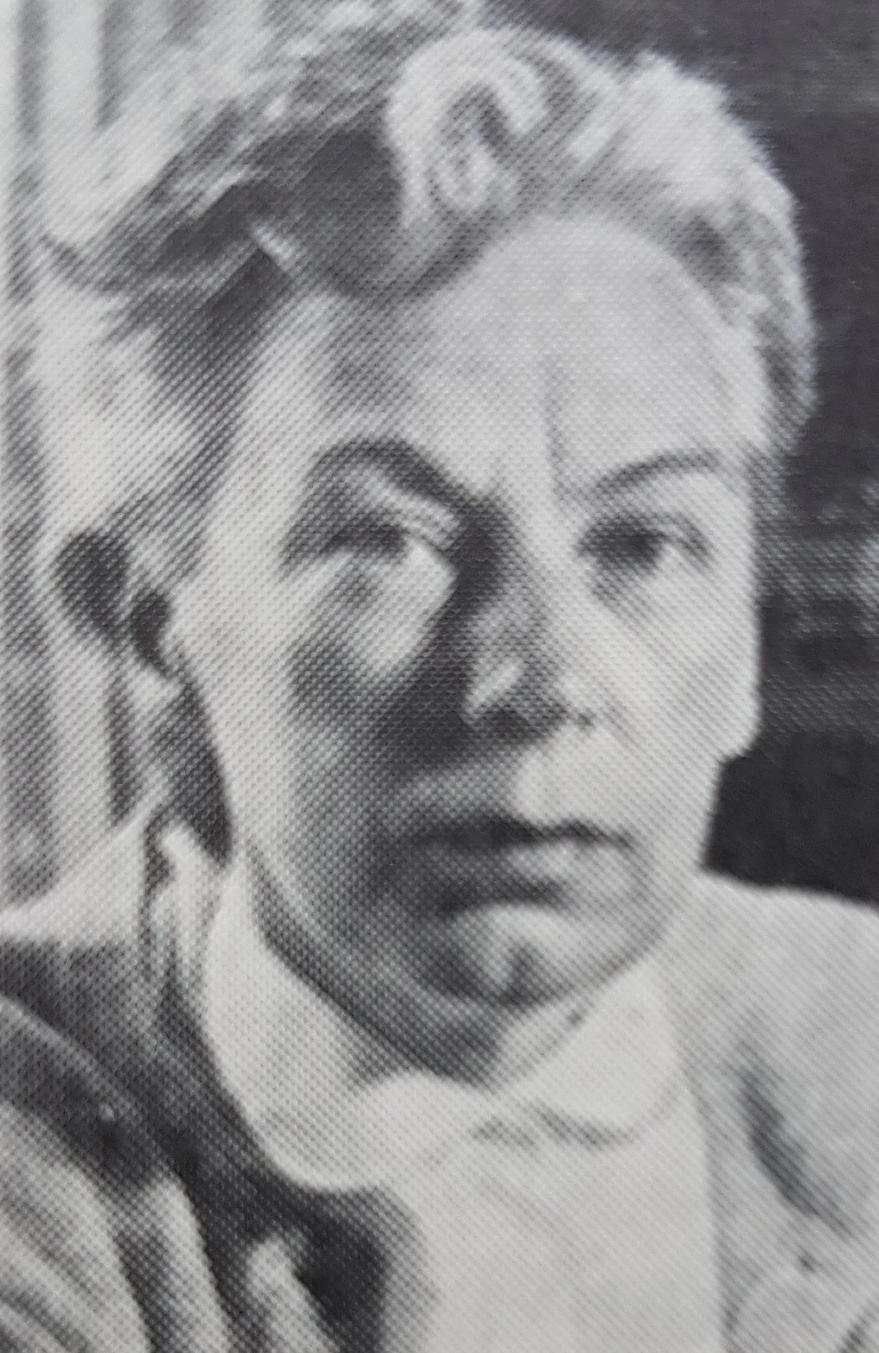 Portrait of Lisbet Jobs (1909–1961) – memorial page
