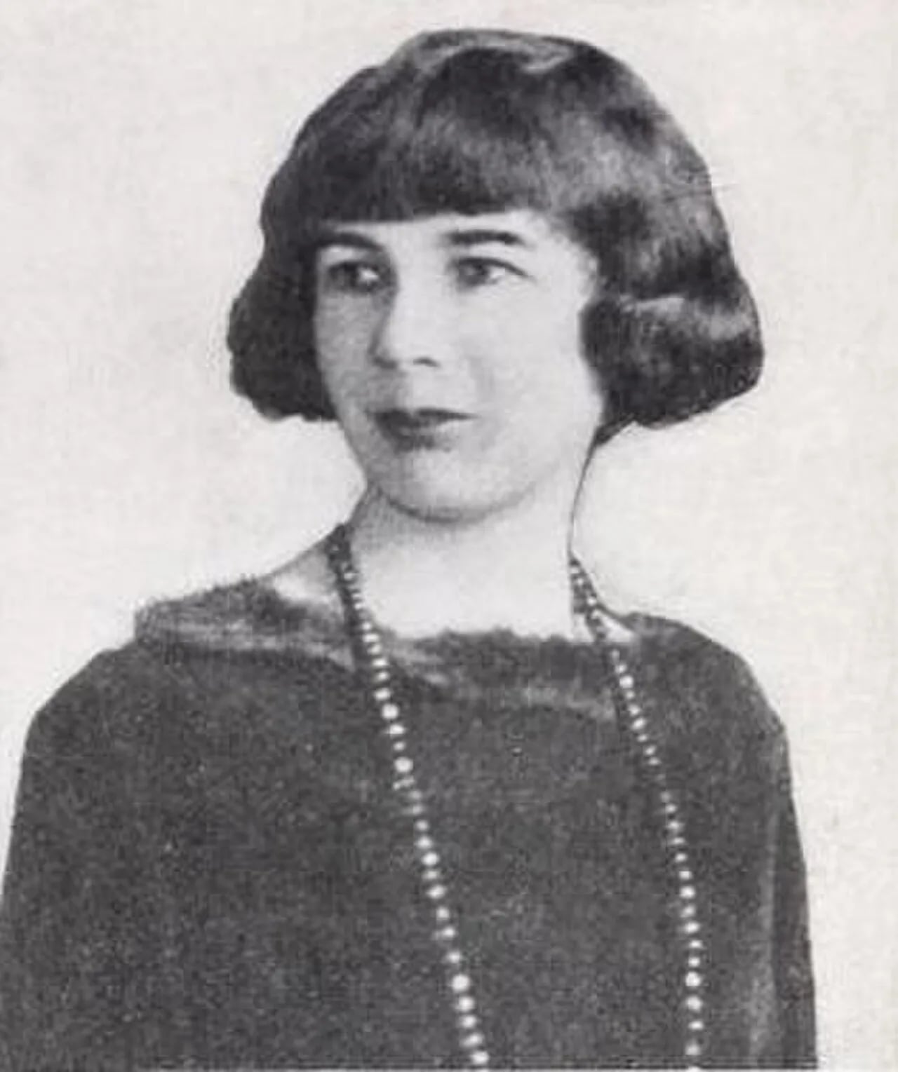 Portrait of Sheila Kaye-Smith (1887–1956) – memorial page