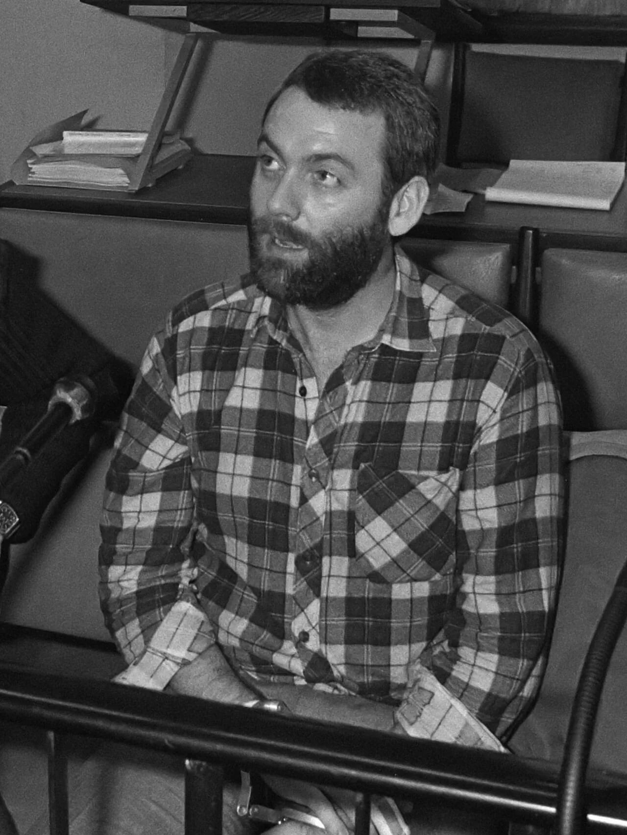 Porträt von Brendan McFarlane (1951–2025) – Gedenkseite