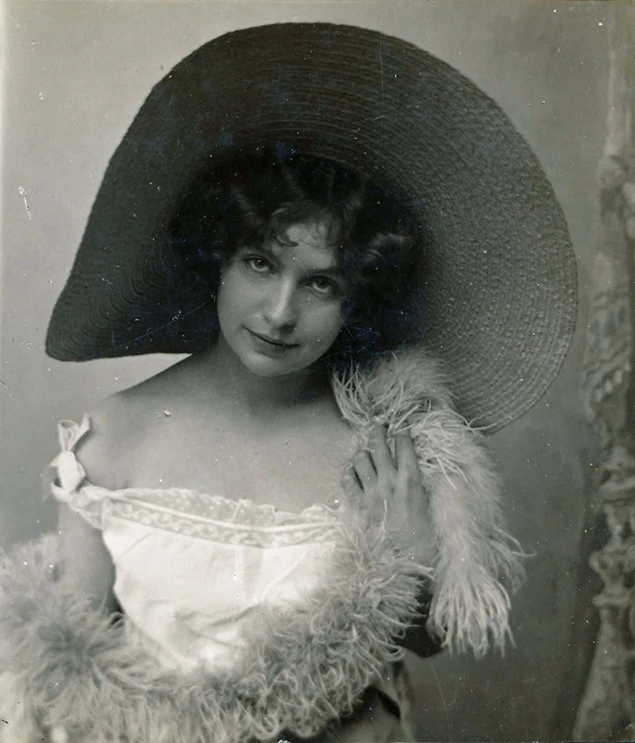 Porträt von Anna Larssen (1875–1955) – Gedenkseite