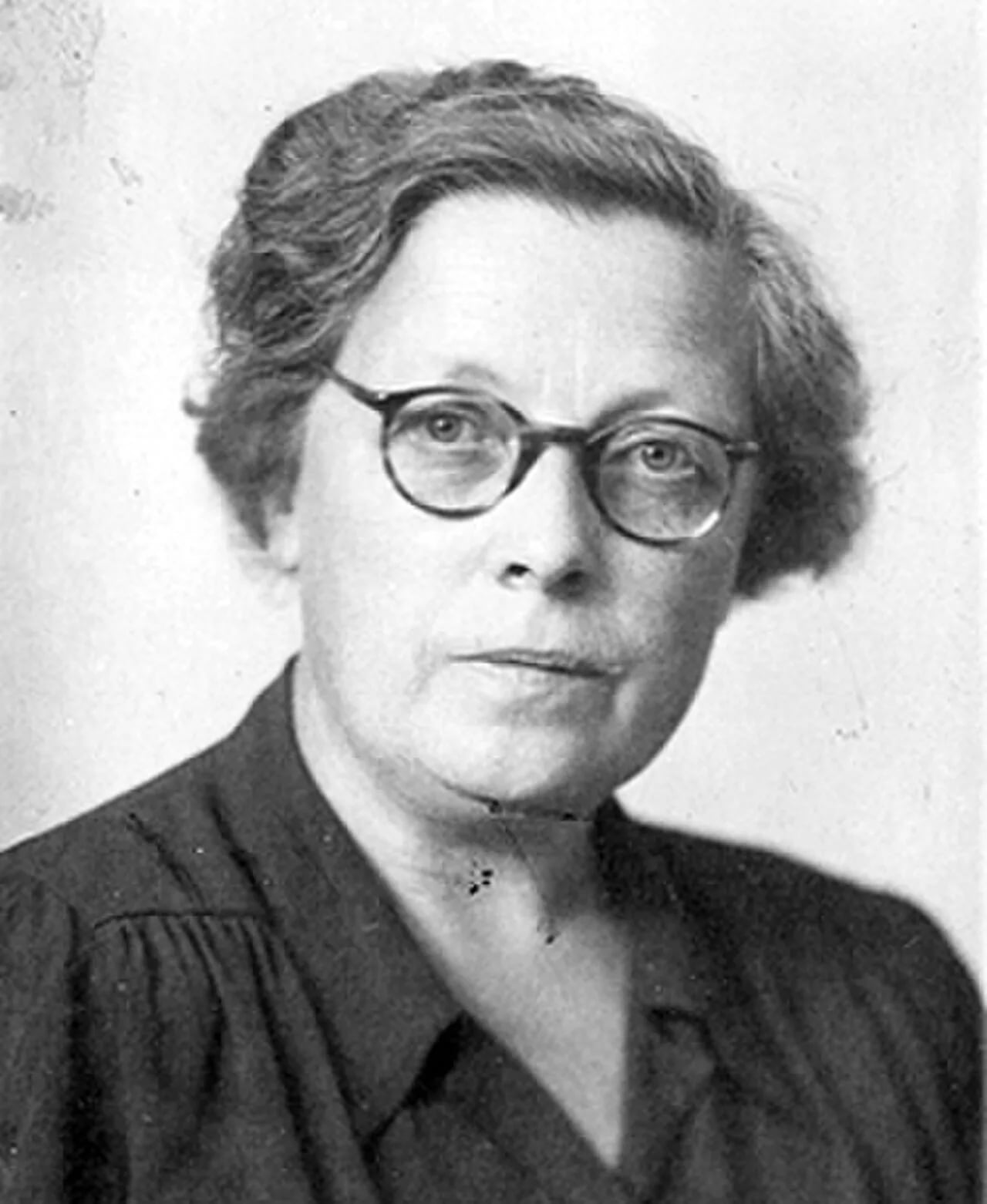 Portrait of Gerda Linderot (1891–1957) – memorial page