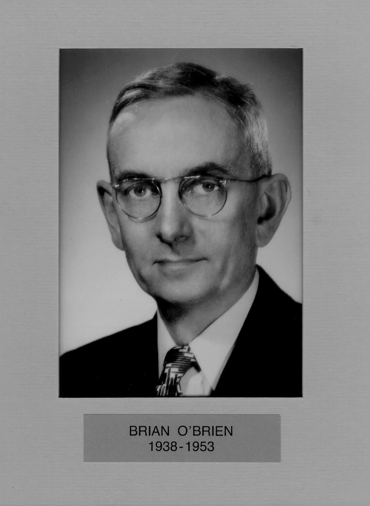 Porträt von Brian O'Brien (1898–1992) – Gedenkseite