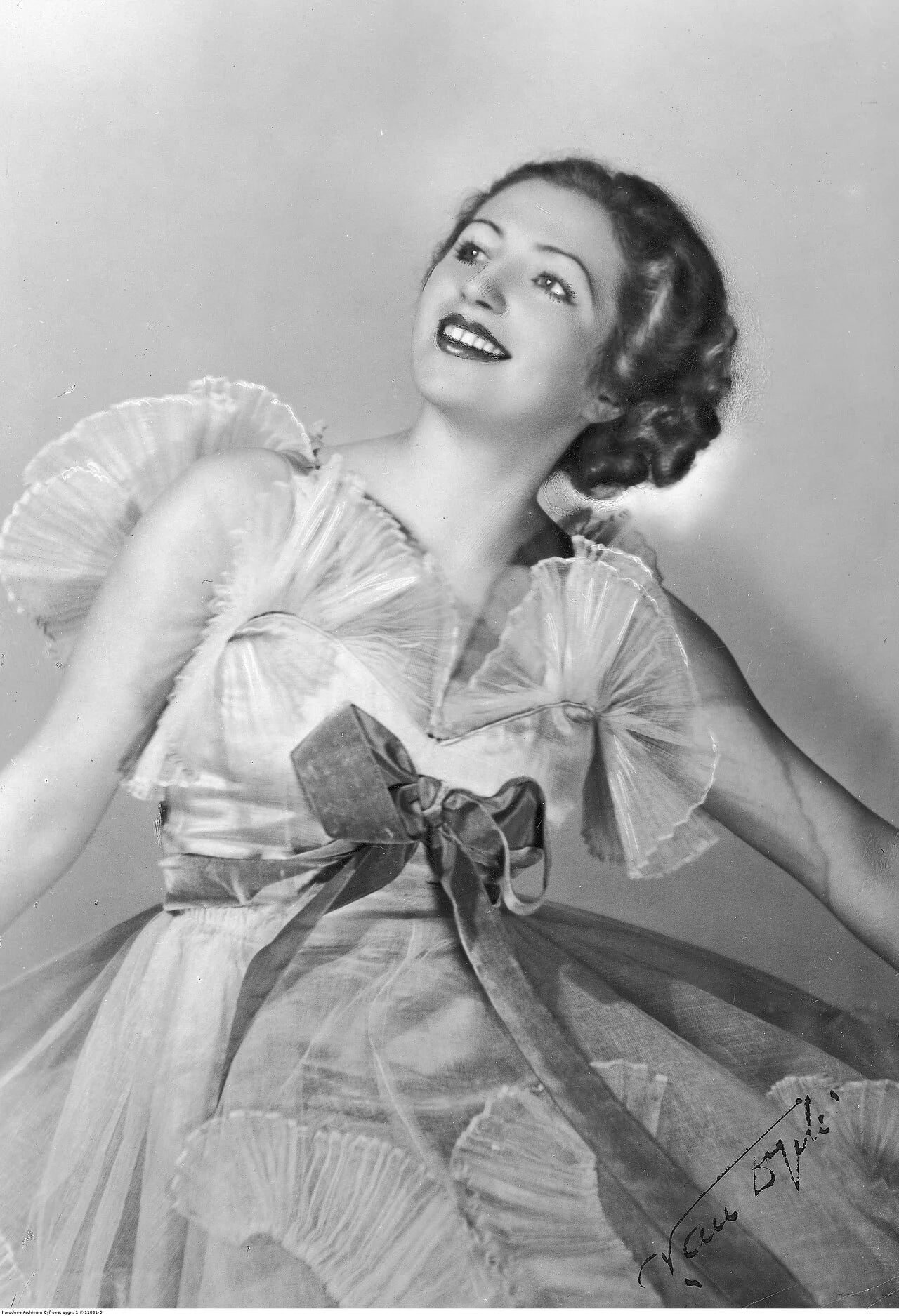 Portrait of Franciszka Mann (1917–1943) – memorial page