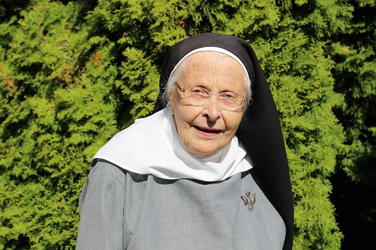 Portrait of Syster Marianne (1925–2023) – memorial page