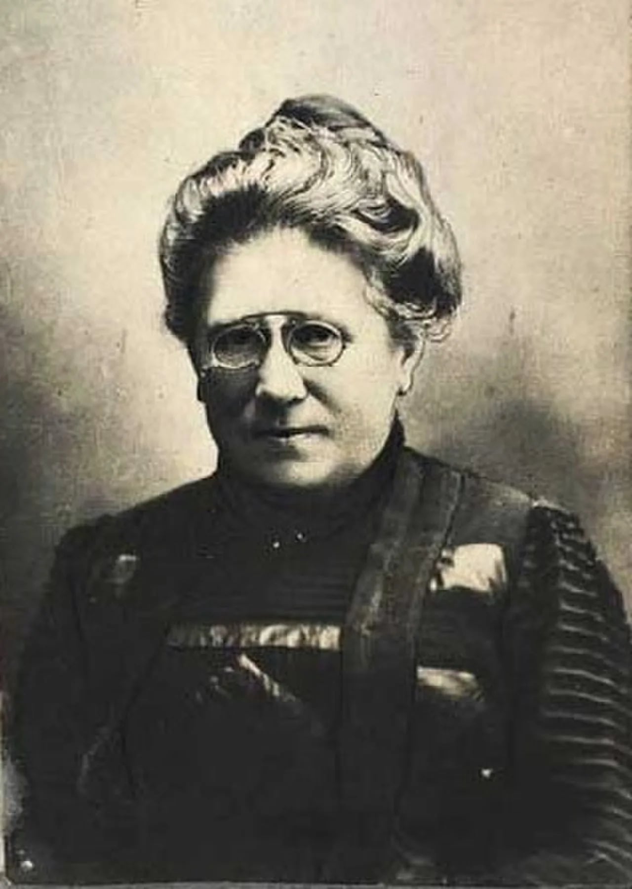 Portrait of Sofie Rostrup (1857–1940) – memorial page