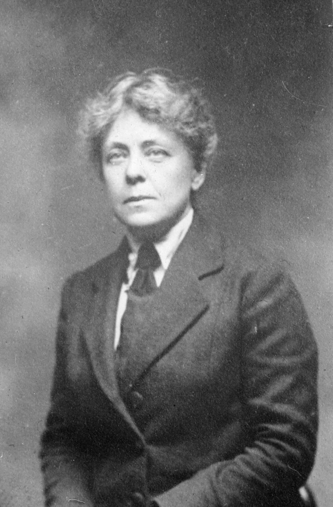 Portrait of Anna Milo Upjohn (1868–1951) – memorial page
