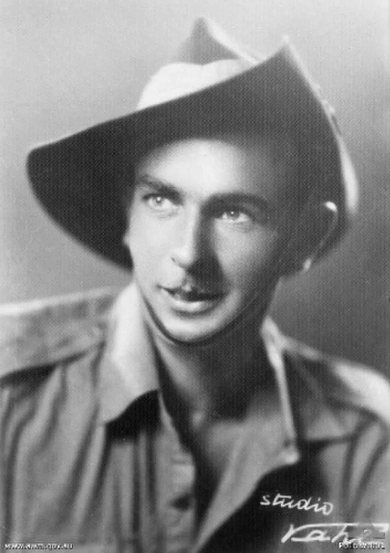 Porträt von Bruce Kingsbury (1918–1942) – Gedenkseite