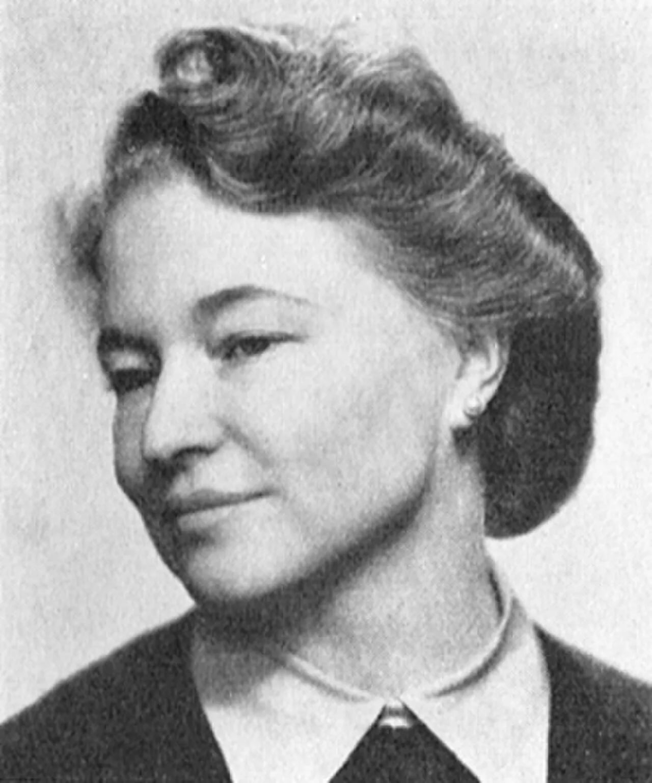 Portrait of Anna Sparre (1906–1993) – memorial page
