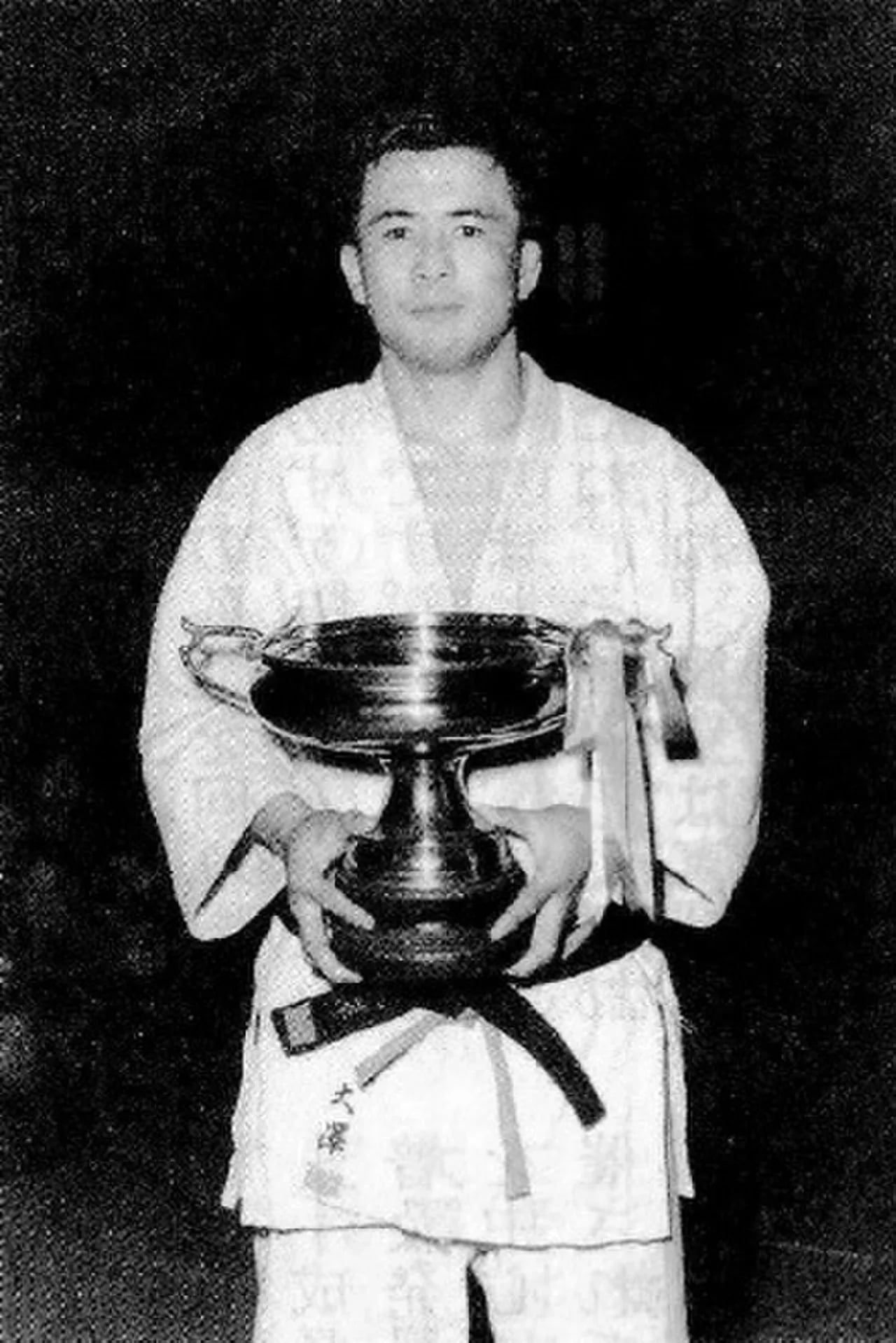 Portrait of Yoshimi Osawa (1926–2022) – memorial page