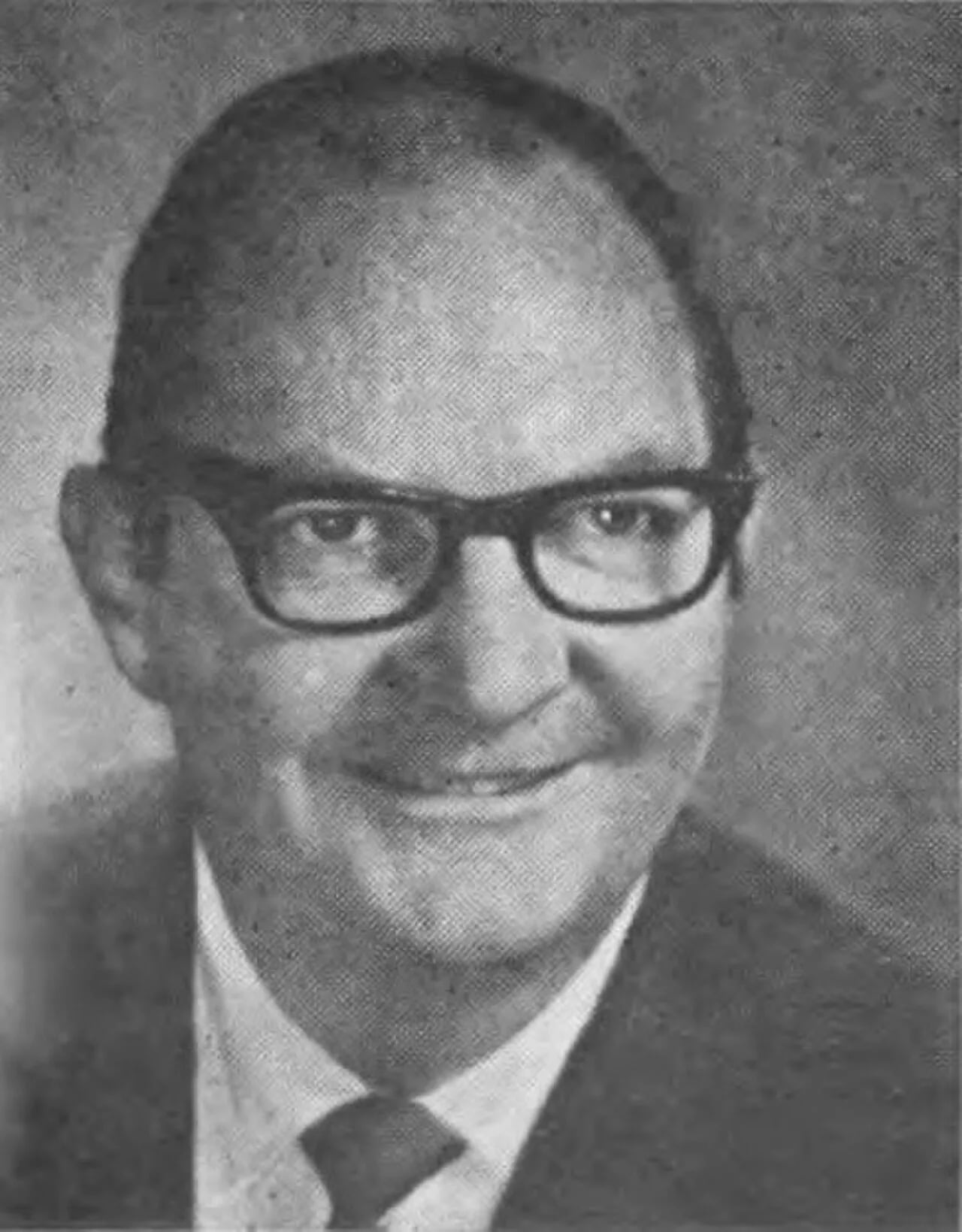 Portrait of William Oswald Mills (1924–1973) – memorial page