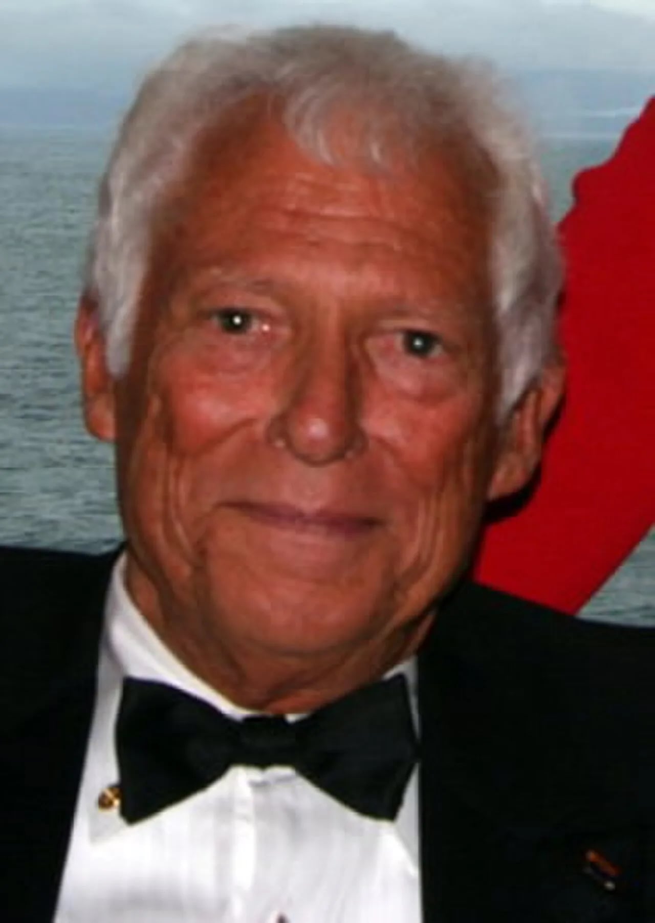 Portrait of Cal Holman (1931–2007) – memorial page