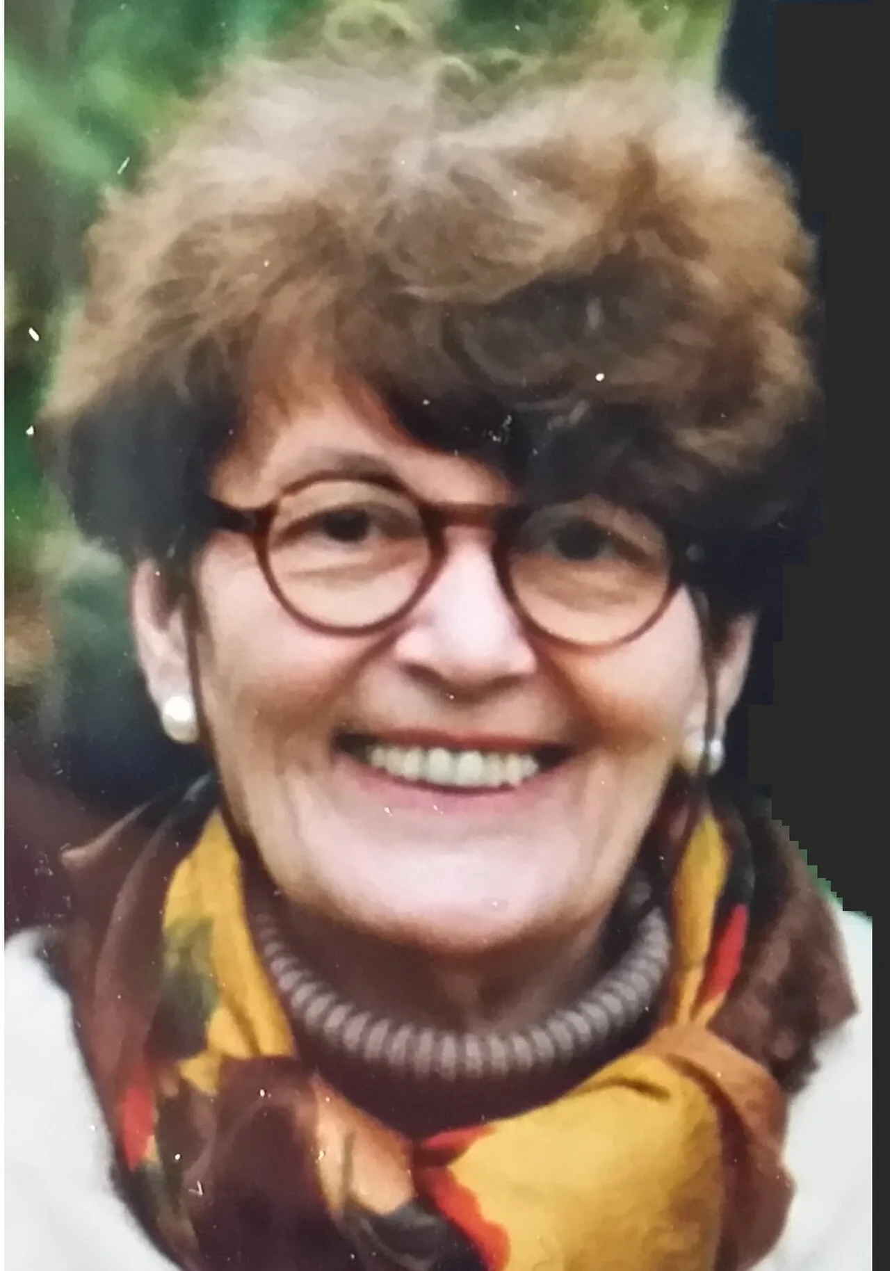 Portrait of Colette Anne Marie Dimić (1934–1994) – memorial page