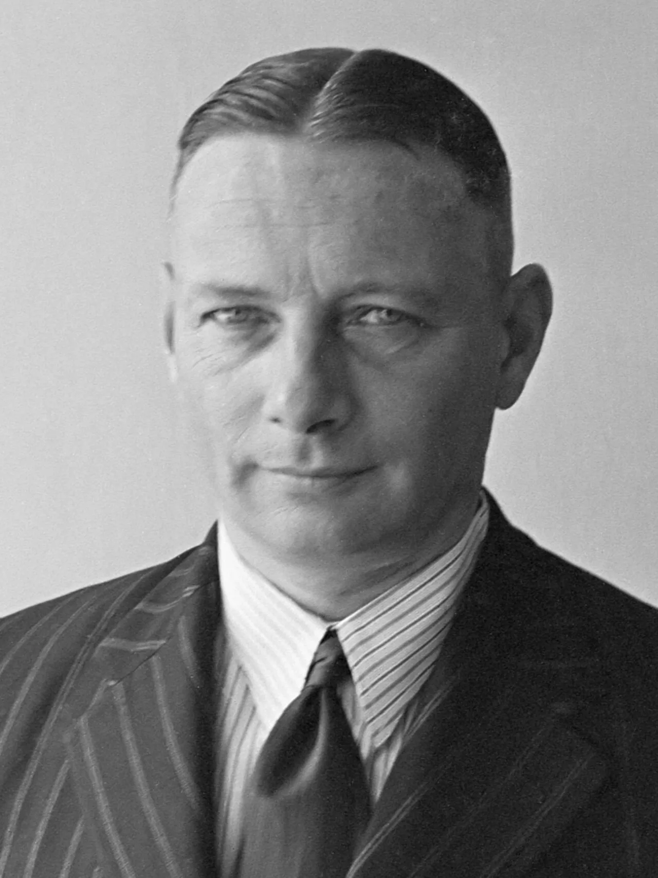 Portrait of Simon Spoor (1902–1949) – memorial page