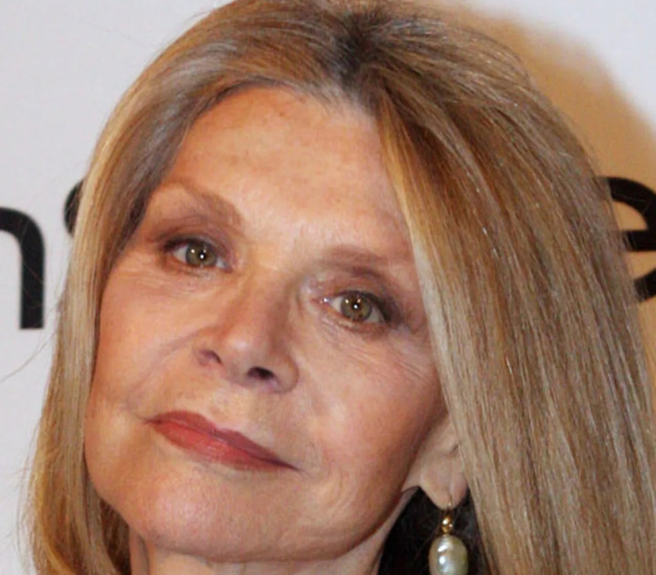 Portrait of Carla Zampatti (1942–2021) – memorial page