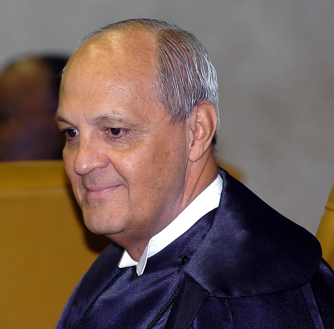 Porträt von Carlos Alberto Menezes Direito (1942–2009) – Gedenkseite