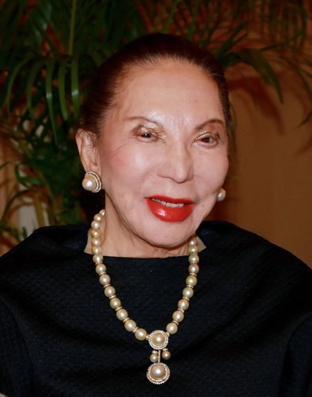 Porträt von Carmencita Reyes (1931–2019) – Gedenkseite