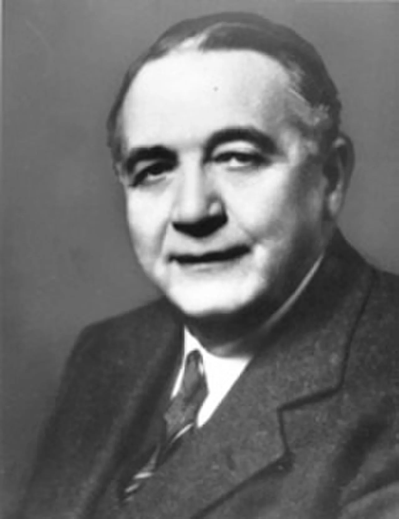 Portrait of John H. Overton (1875–1948) – memorial page