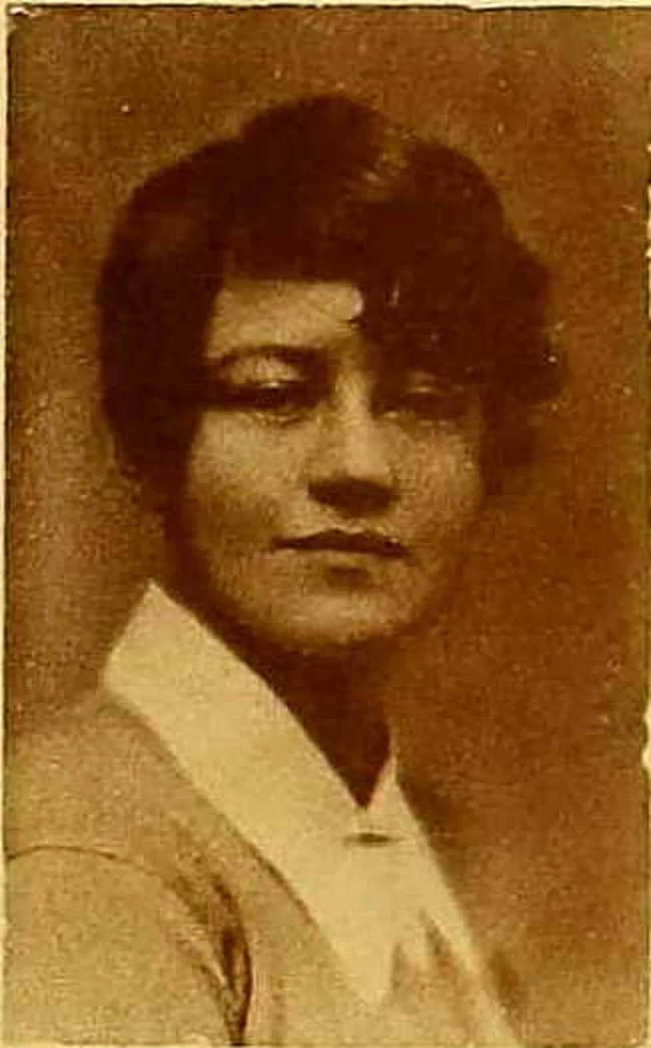 Portrait of Catherine Bauer Wurster trut (1905–1964) – memorial page