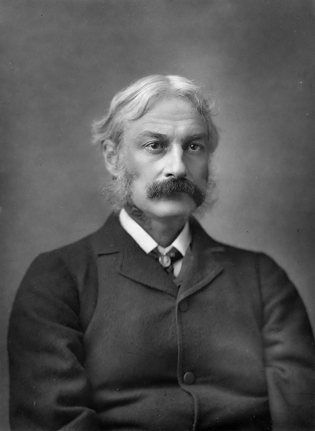 Porträt von Andrew Lang (1844–1912) – Gedenkseite