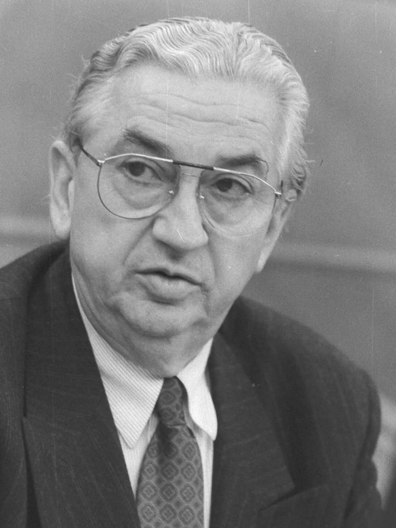 Porträt von Dragan Tomić (1935–2022) – Gedenkseite