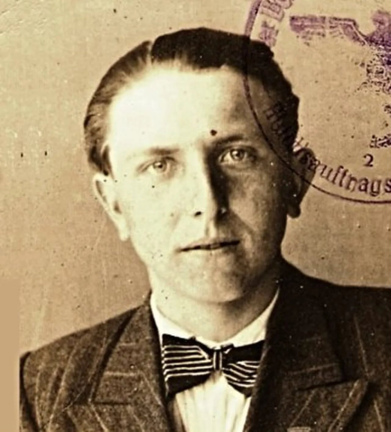 Portrait of Josef Mach (1923–2008) – memorial page