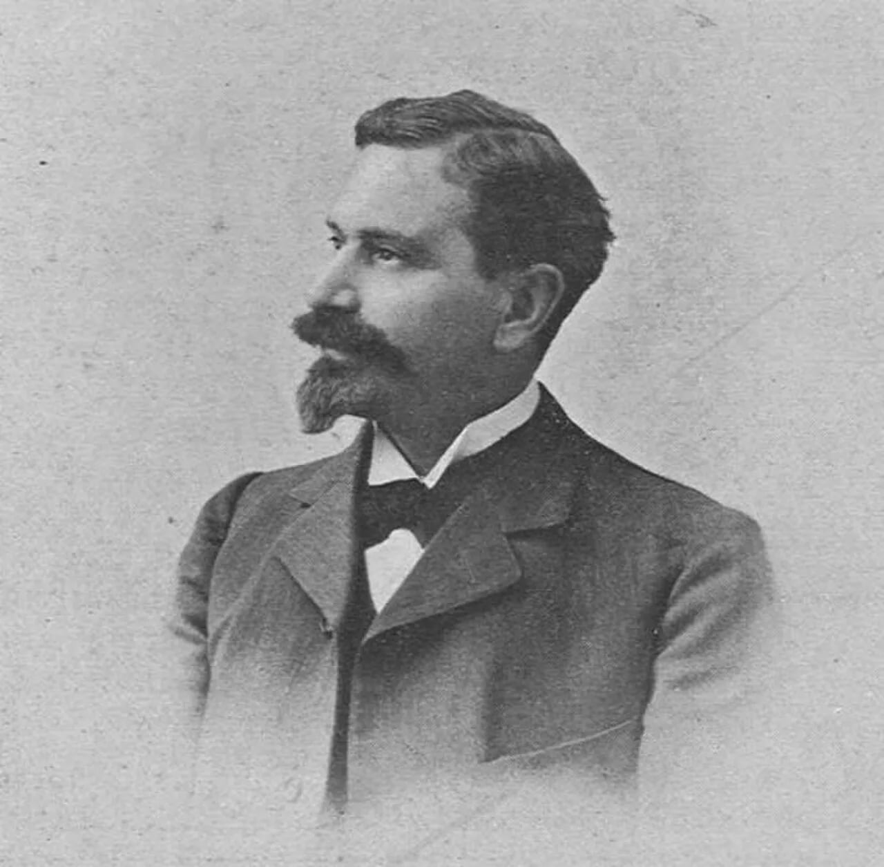 Porträt von Théodore Brelet (1855–1942) – Gedenkseite