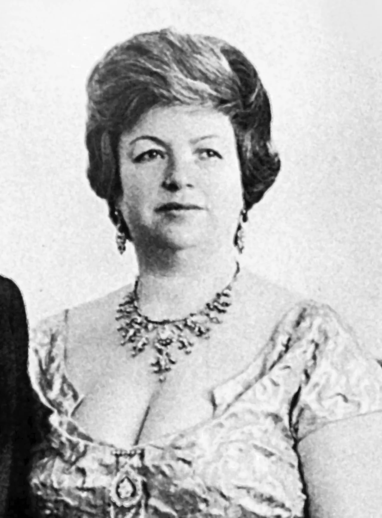 Portrait of Wassila Ben Ammar (1912–1999) – memorial page