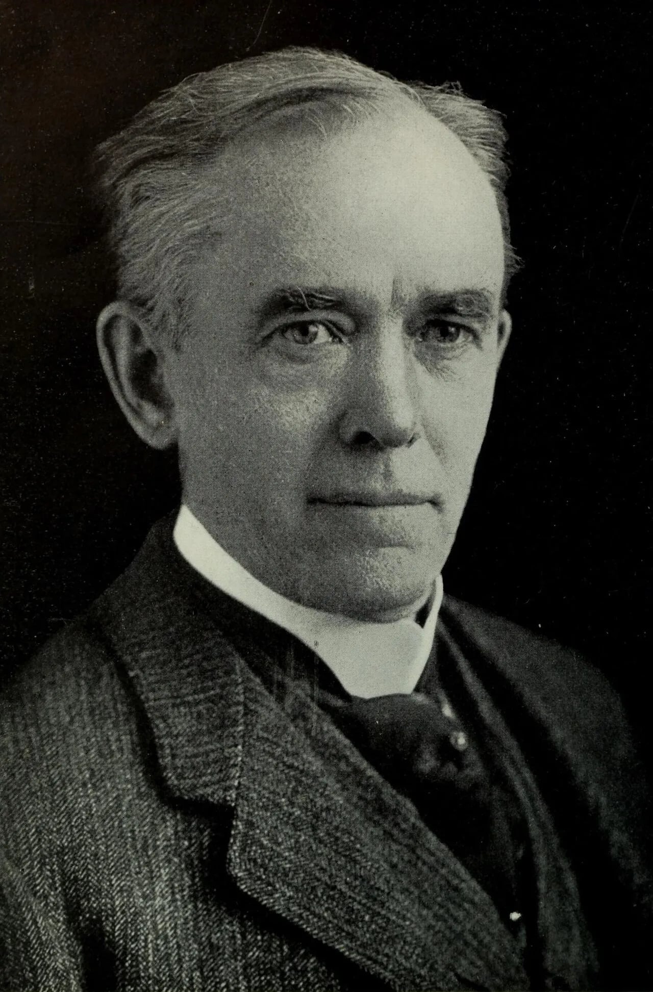 Portrait of Charles A. Prouty (1853–1921) – memorial page