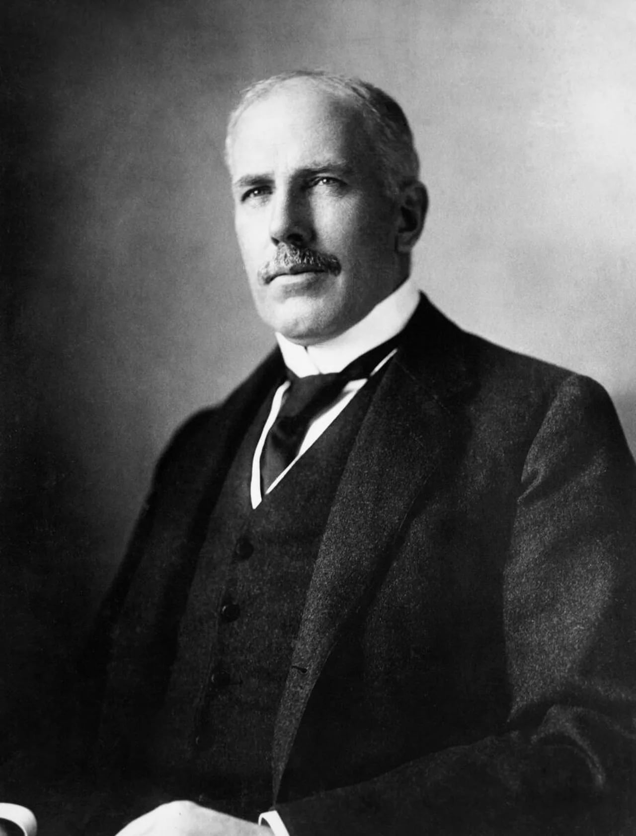 Portrait of Charles Alexander Magrath (1860–1949) – memorial page