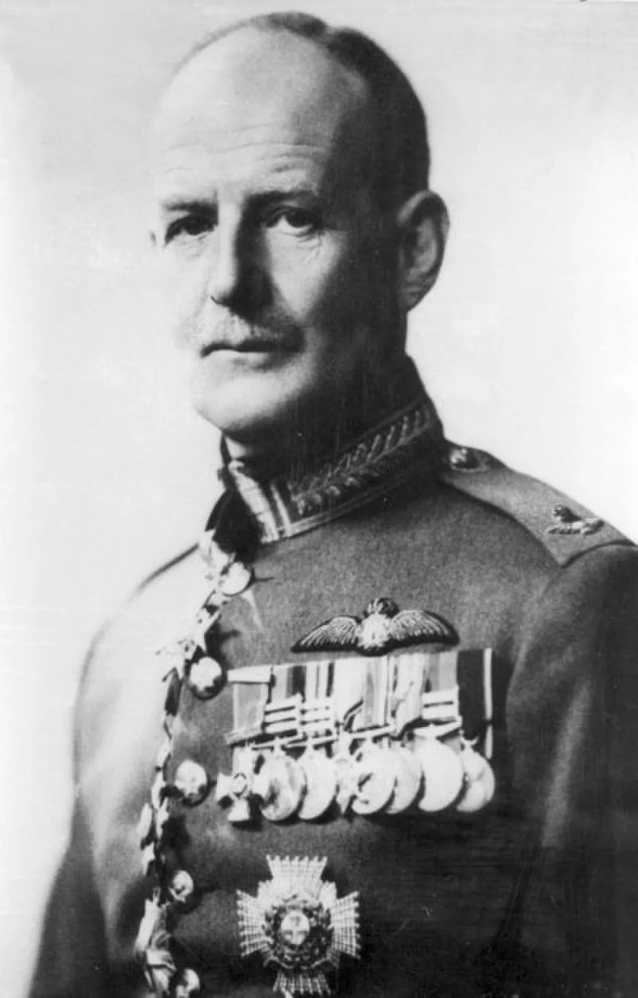 Portrait of Charles Burnett (1882–1945) – memorial page