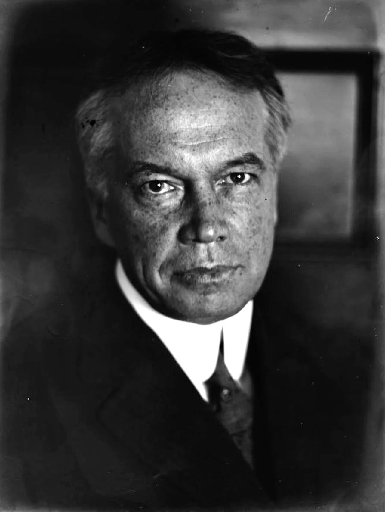 Porträt von Charles Edward Russell (1860–1941) – Gedenkseite