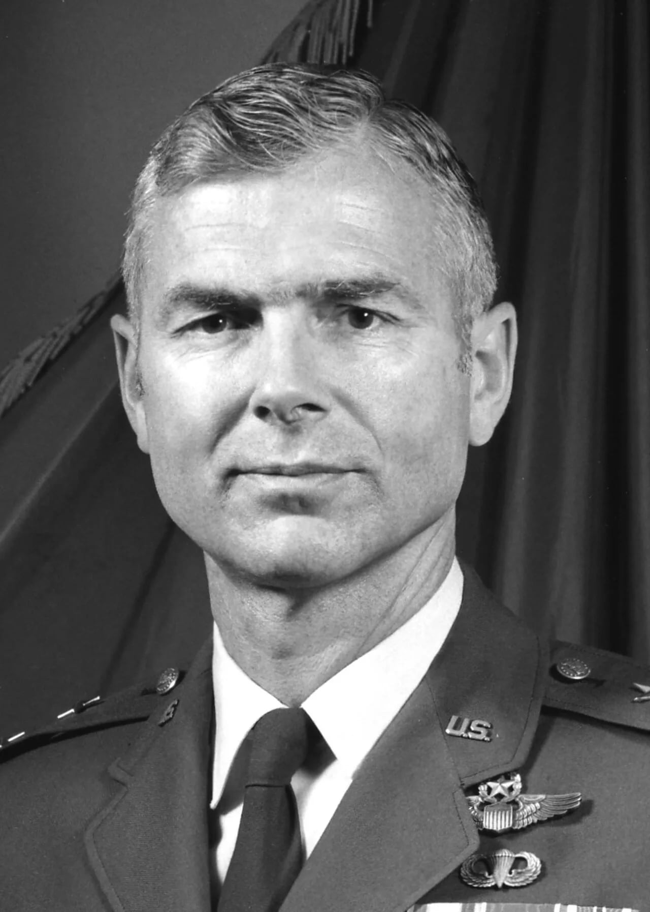 Porträt von Charles G. Cleveland (1927–2021) – Gedenkseite