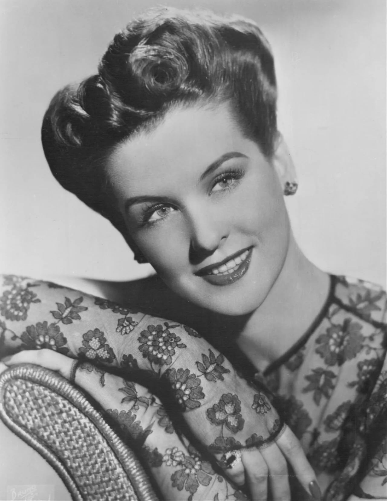 Portrait of Mary Howard (1914–2009) – memorial page