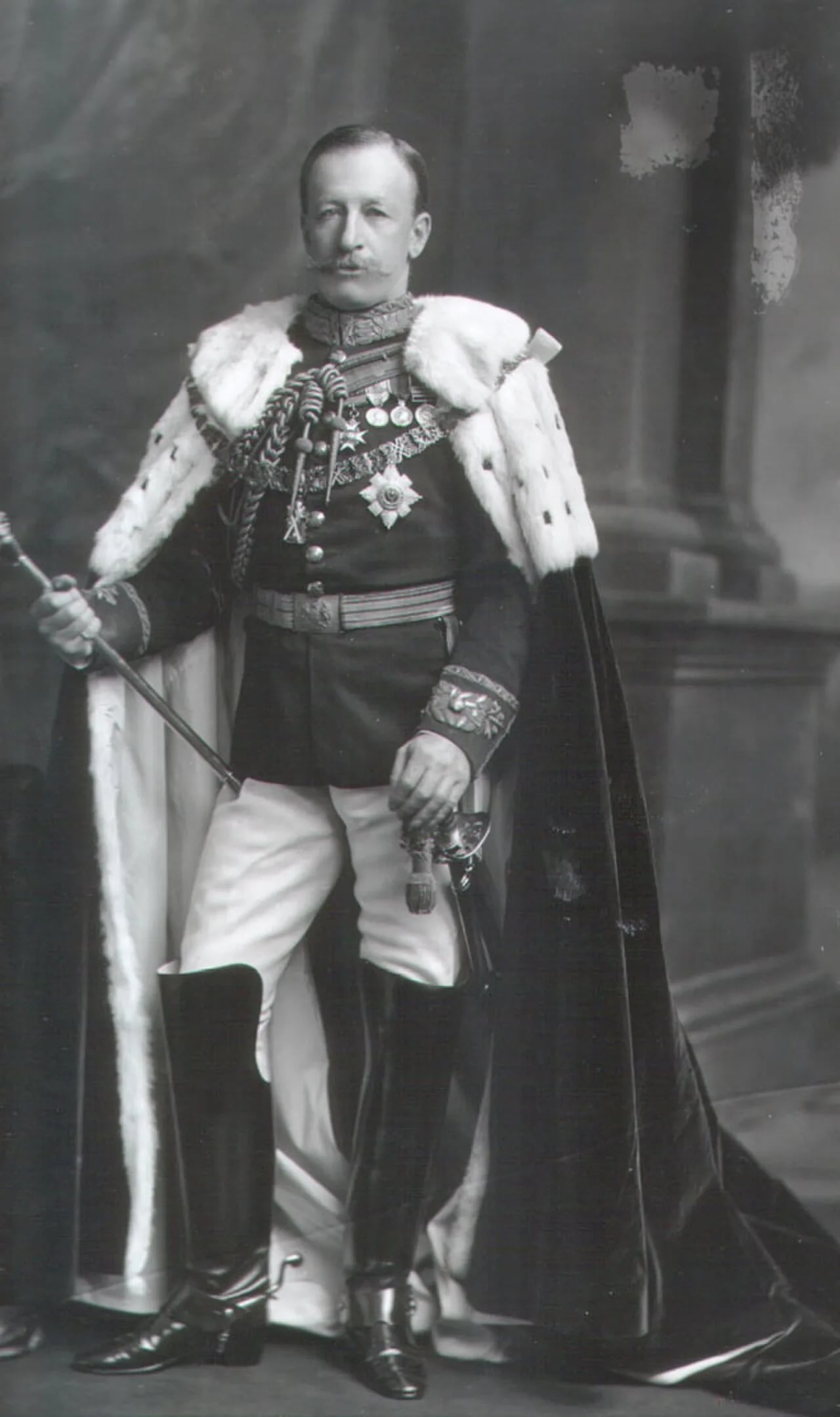 Porträt von Charles Hay, 20th Earl of Erroll (1852–1927) – Gedenkseite
