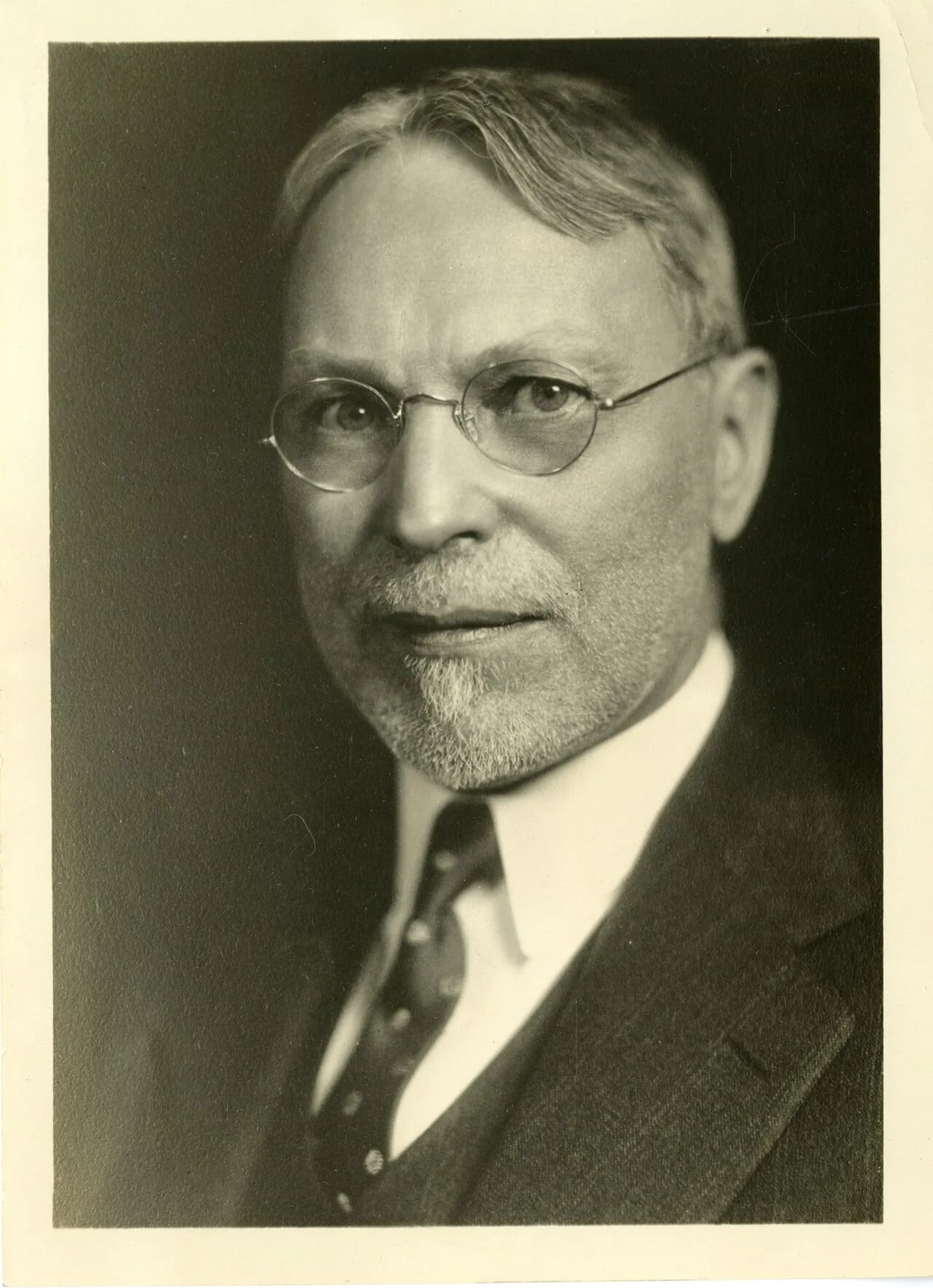 Portrait of Charles Hubbard Judd (1873–1946) – memorial page