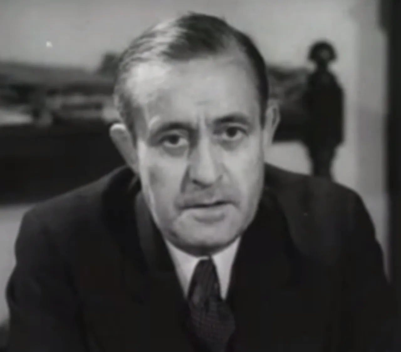 Porträt von Charles Latham, 1st Baron Latham (1888–1970) – Gedenkseite