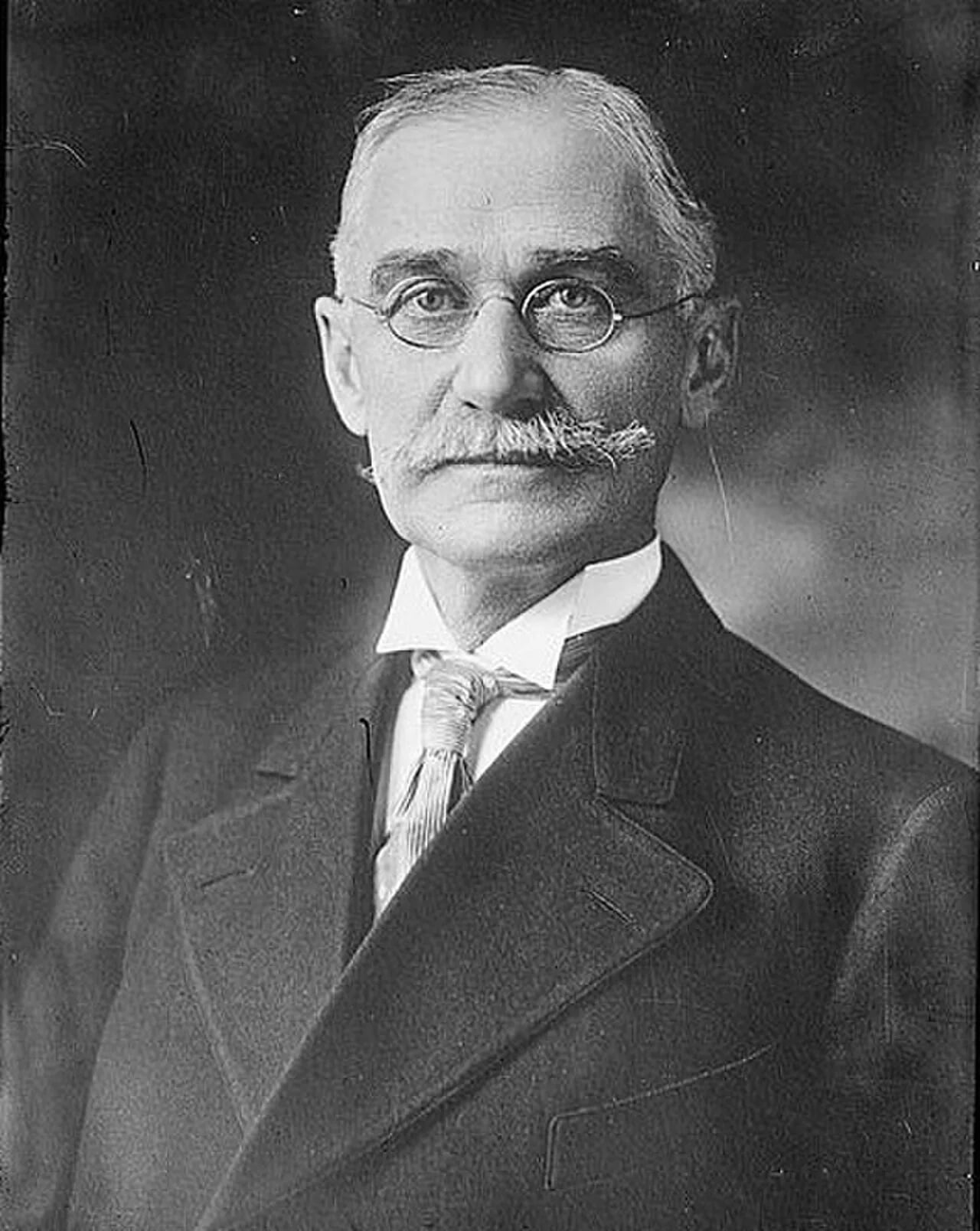 Portrait of Charles S. Millington (1855–1913) – memorial page