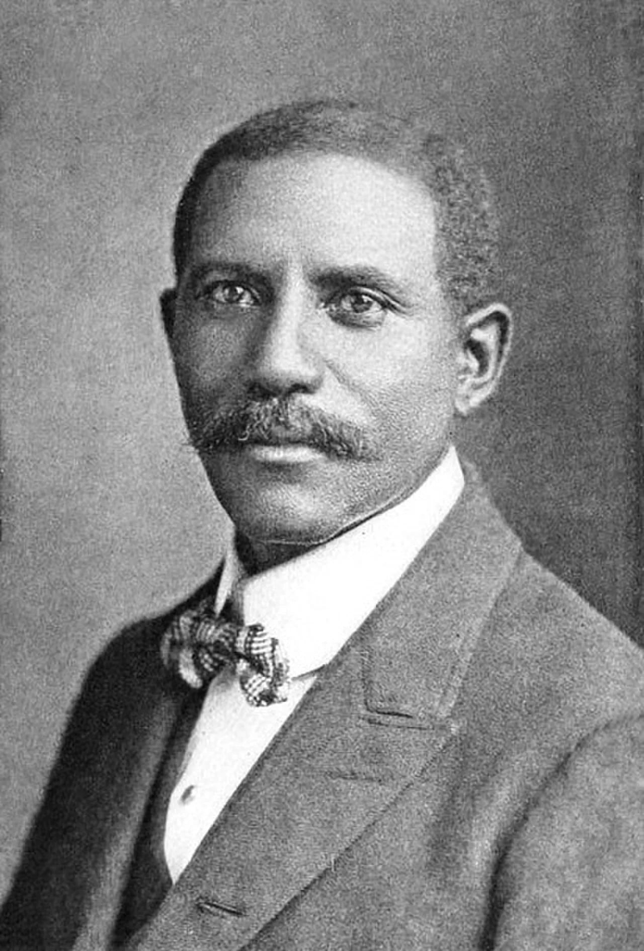 Portrait of Junius George Groves (1859–1925) – memorial page