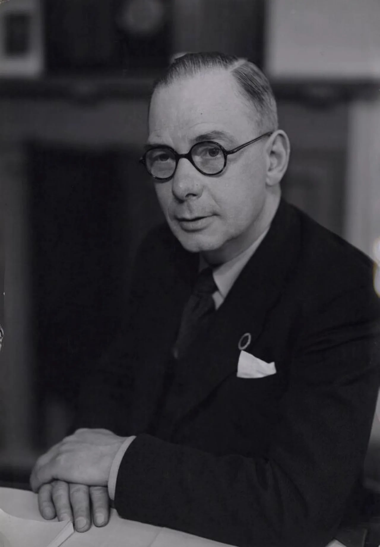 Portrait of Charles Simmons (1893–1975) – memorial page