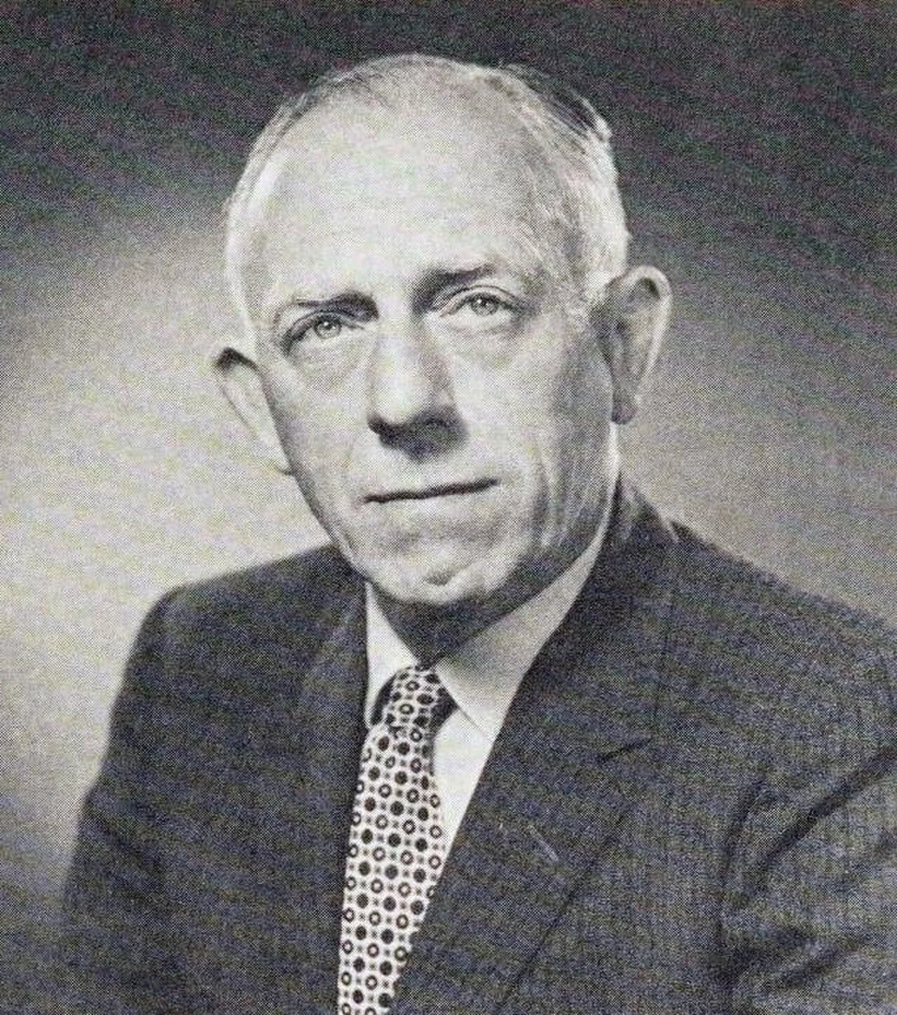 Portrait of Charles Stephen Booth (1897–1988) – memorial page