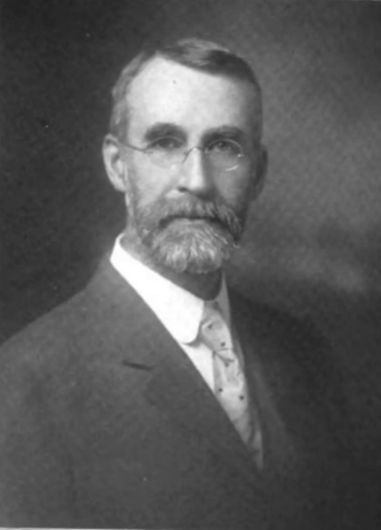 Porträt von Charles T. Main (1856–1943) – Gedenkseite