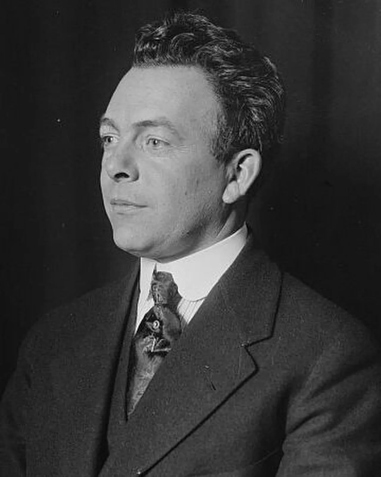 Porträt von Charles W. Harrison (1878–1965) – Gedenkseite