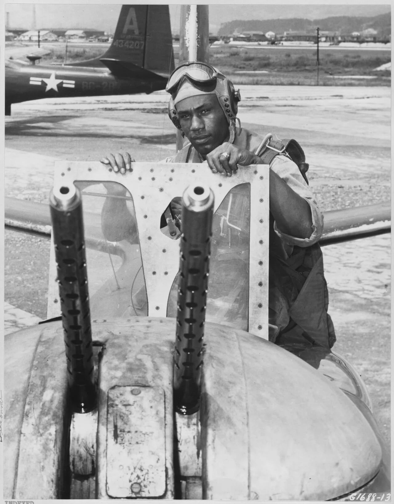 Portrait of Charles William Ledbetter (1922–2003) – memorial page