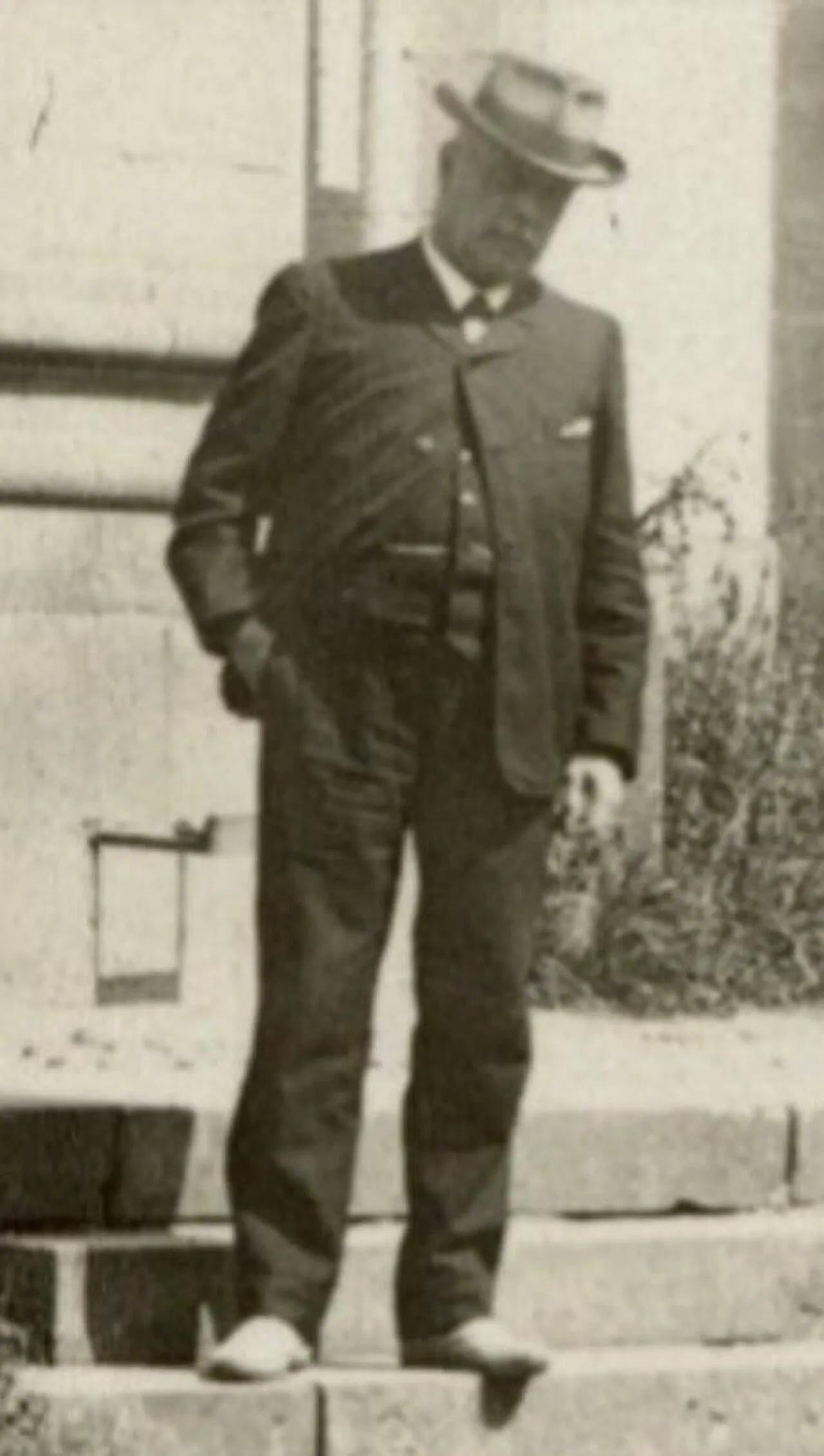 Portrait of Pierre Duclos (1851–1909) – memorial page