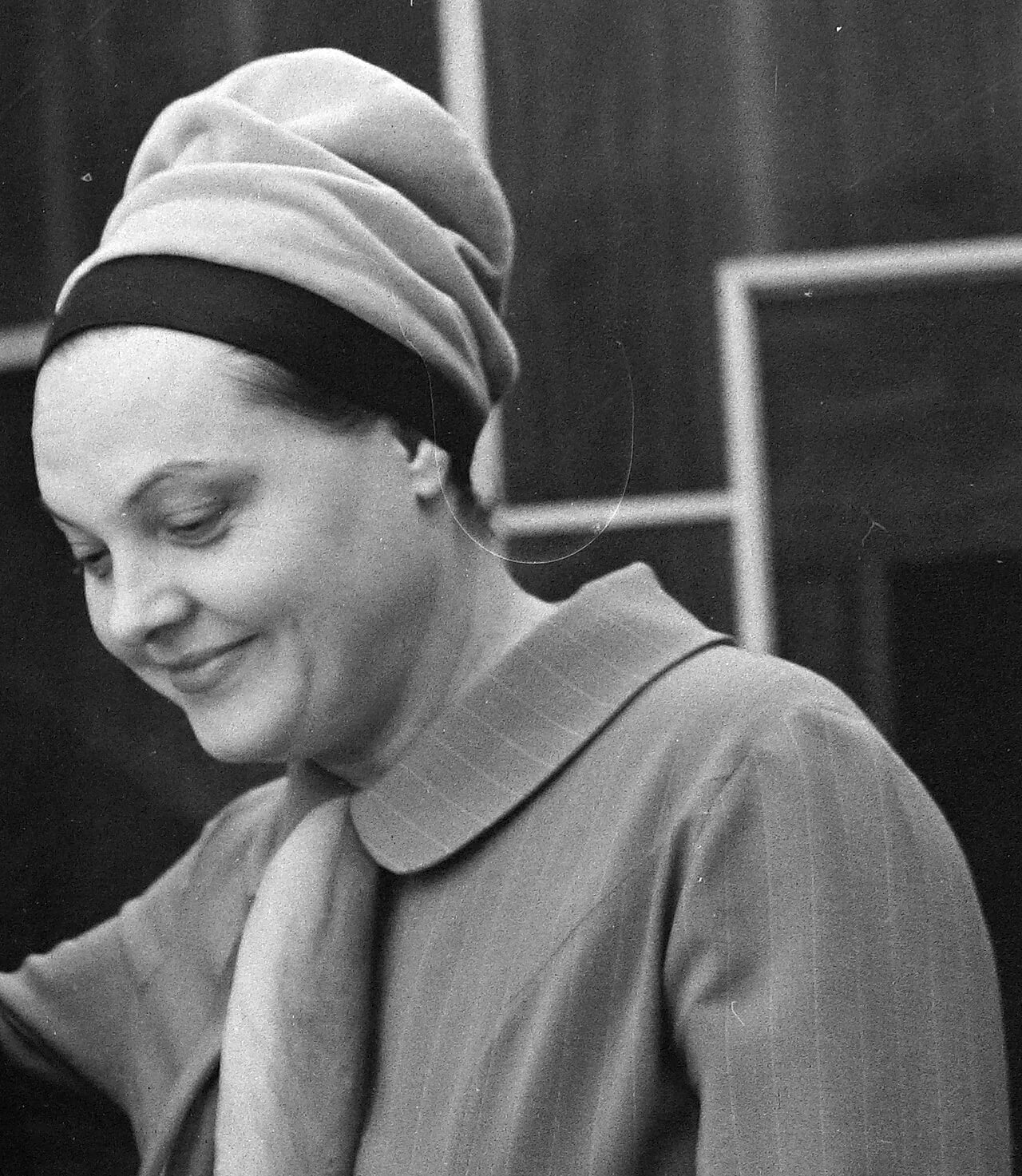 Portrait of Teri Náray (1916–1995) – memorial page
