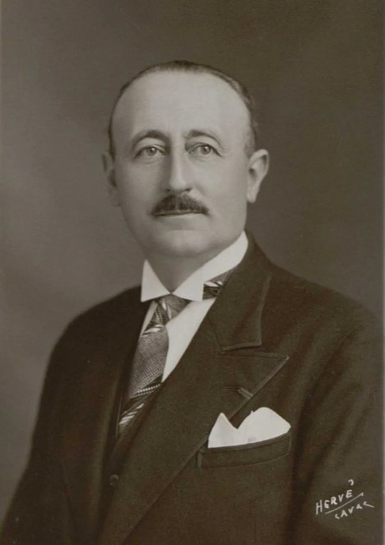 Portrait of Henri Piton (1890–1947) – memorial page