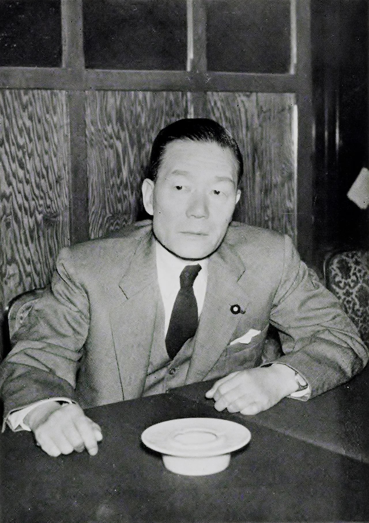 Portrait of Shiina Etsusaburō (1898–1979) – memorial page