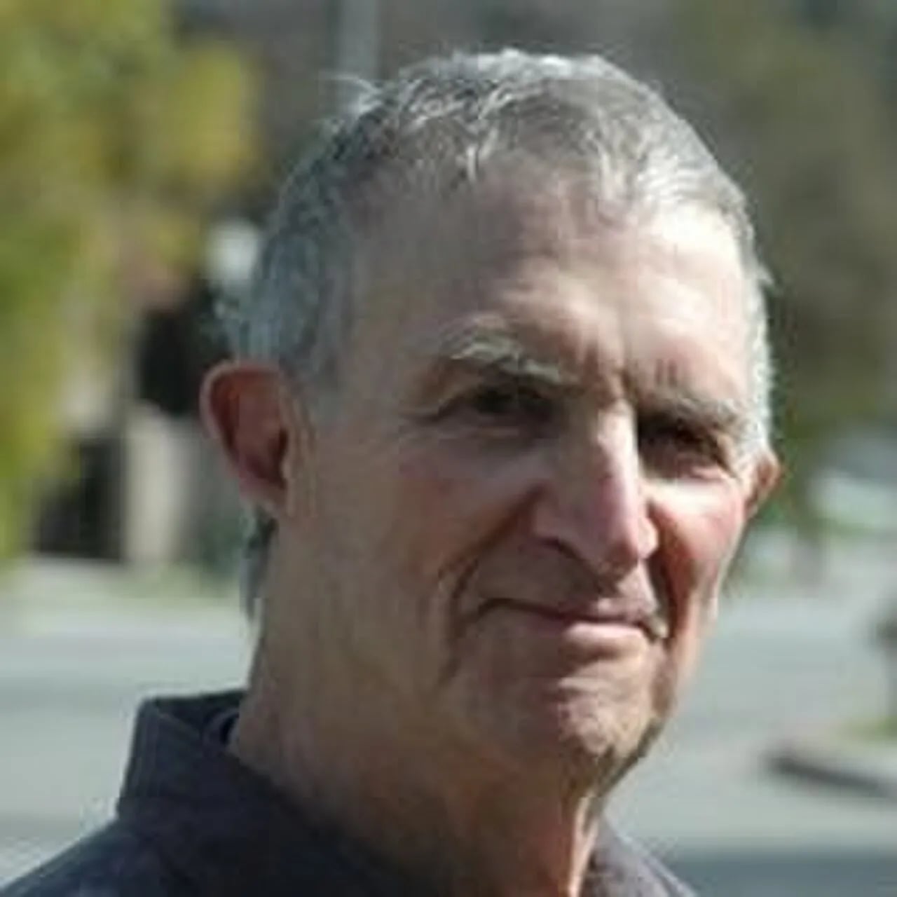 Porträt von Clancy Sigal (1926–2017) – Gedenkseite