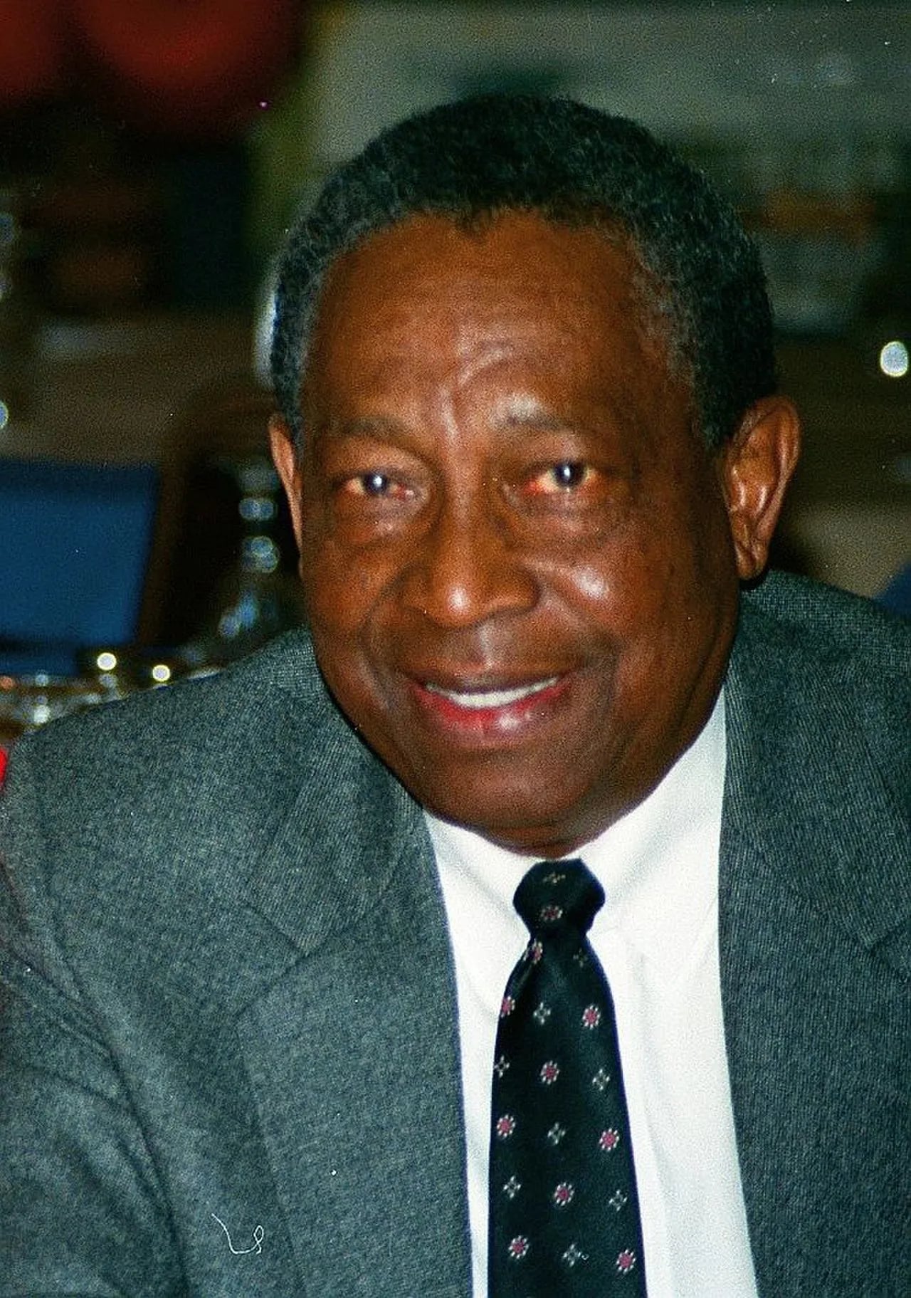 Portrait of Clarence H. Burns (1918–2003) – memorial page